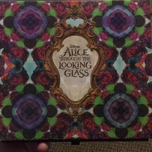 Urban Decay Alice Palette.